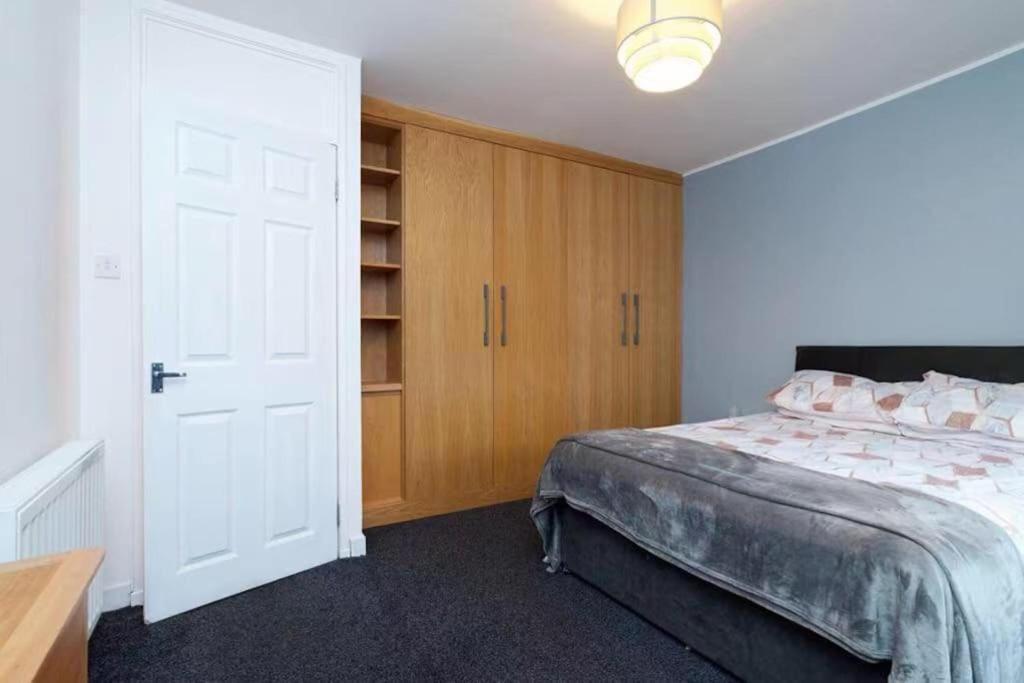 Light-Luxury Flat Lejlighed Glasgow Eksteriør billede